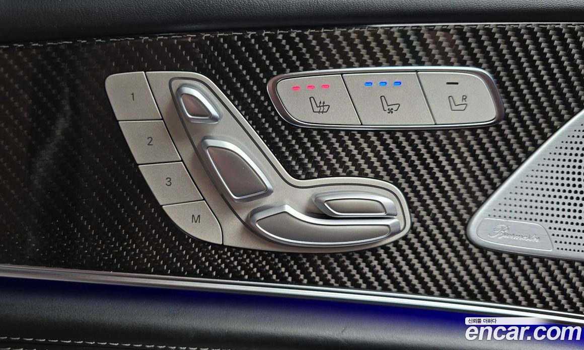 Mercedes-Benz AMG GT фото 34