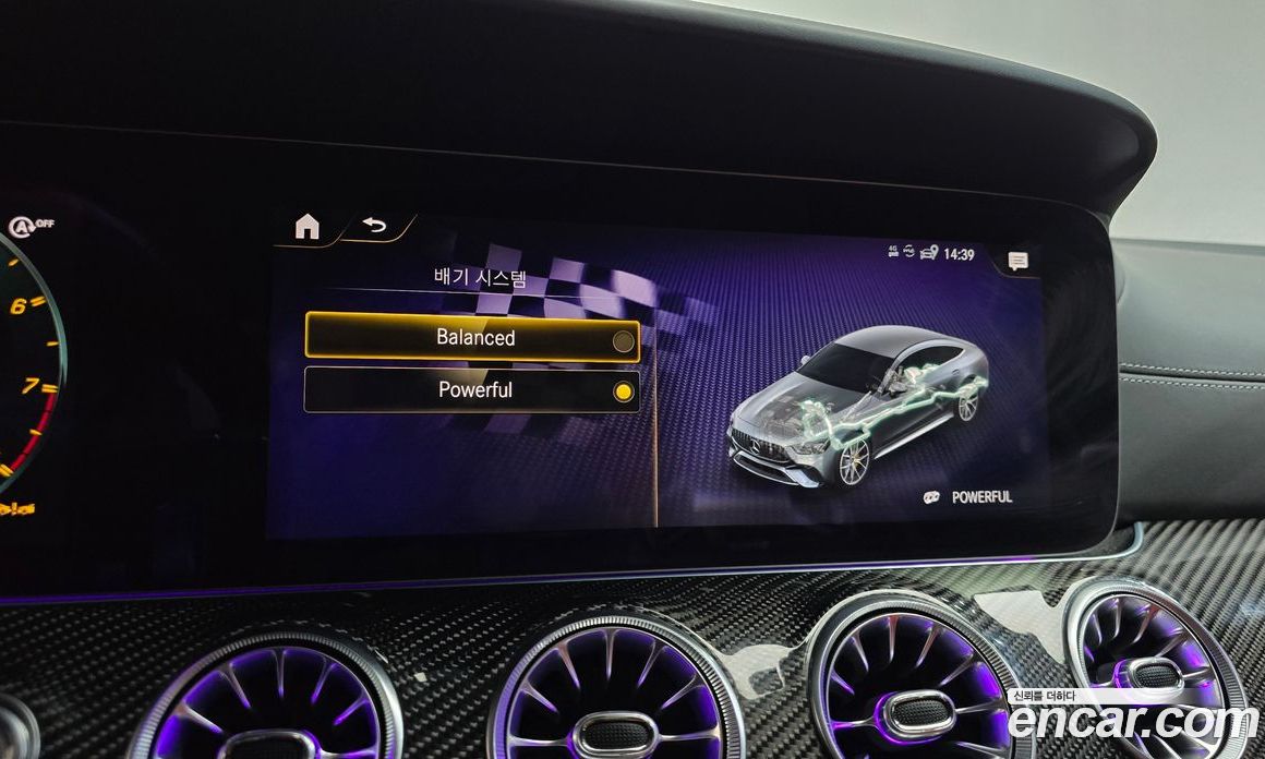 Mercedes-Benz AMG GT фото 36