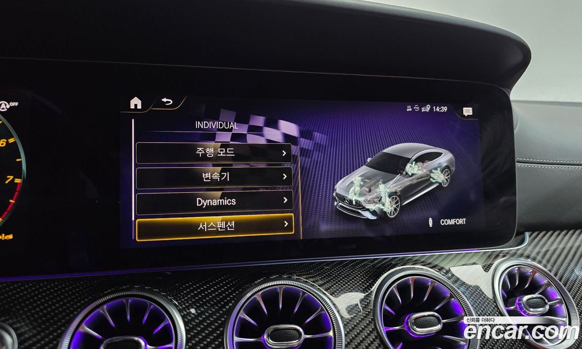 Mercedes-Benz AMG GT фото 37
