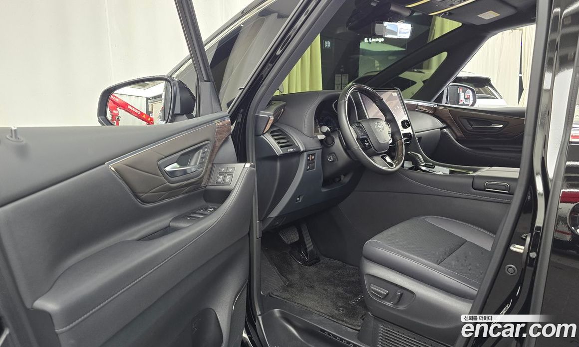 Toyota Alphard 4th Gen фото 10