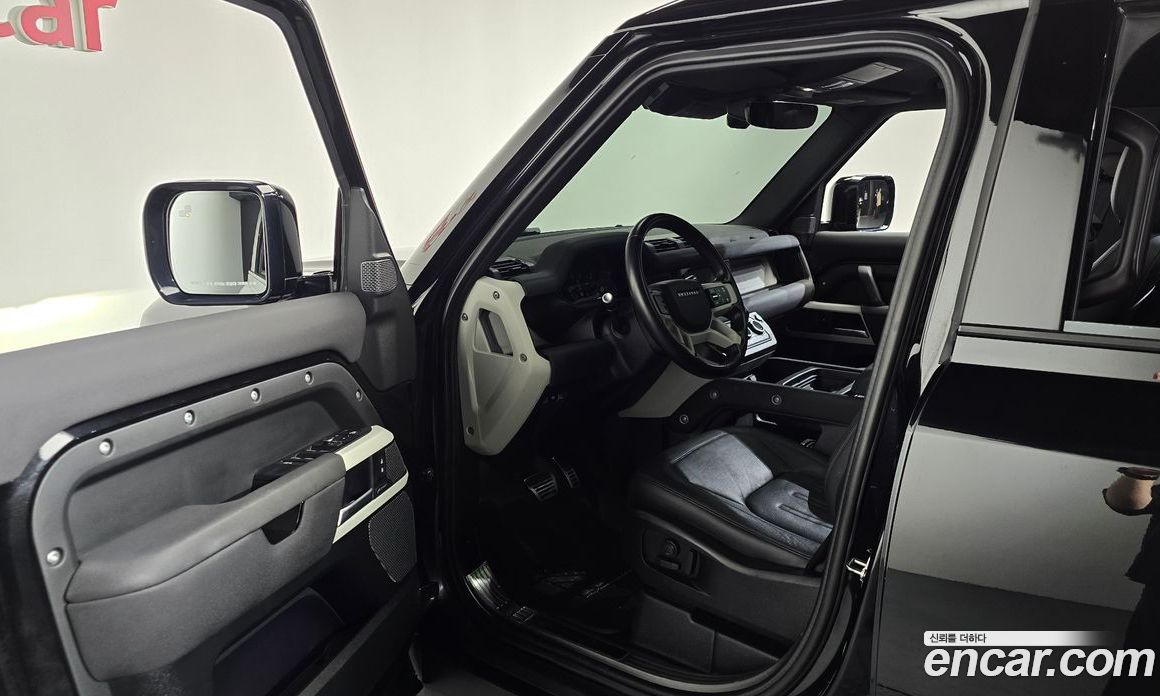 Land Rover Defender (L663) фото 10