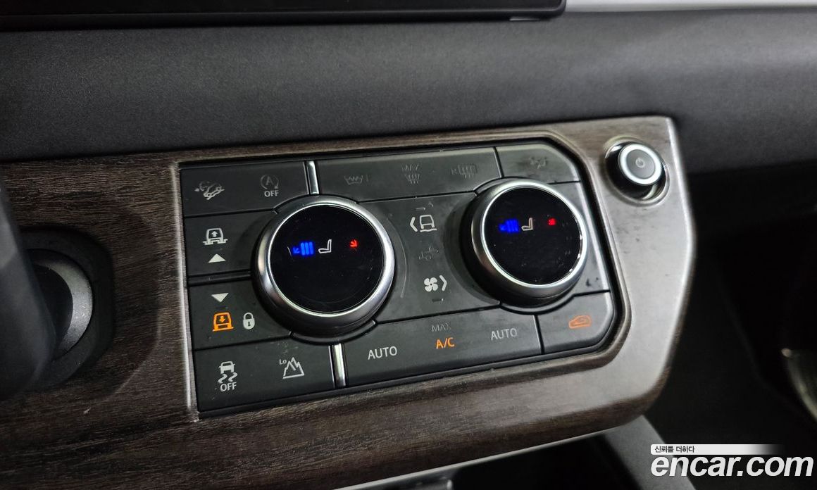 Land Rover Defender (L663) фото 12