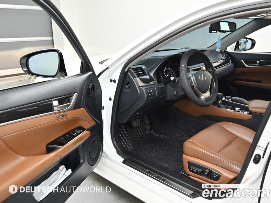 Lexus New GS450h фото 11