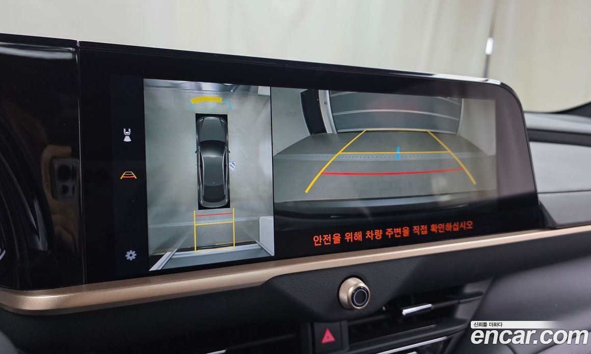 Toyota Crown Crossover фото 15
