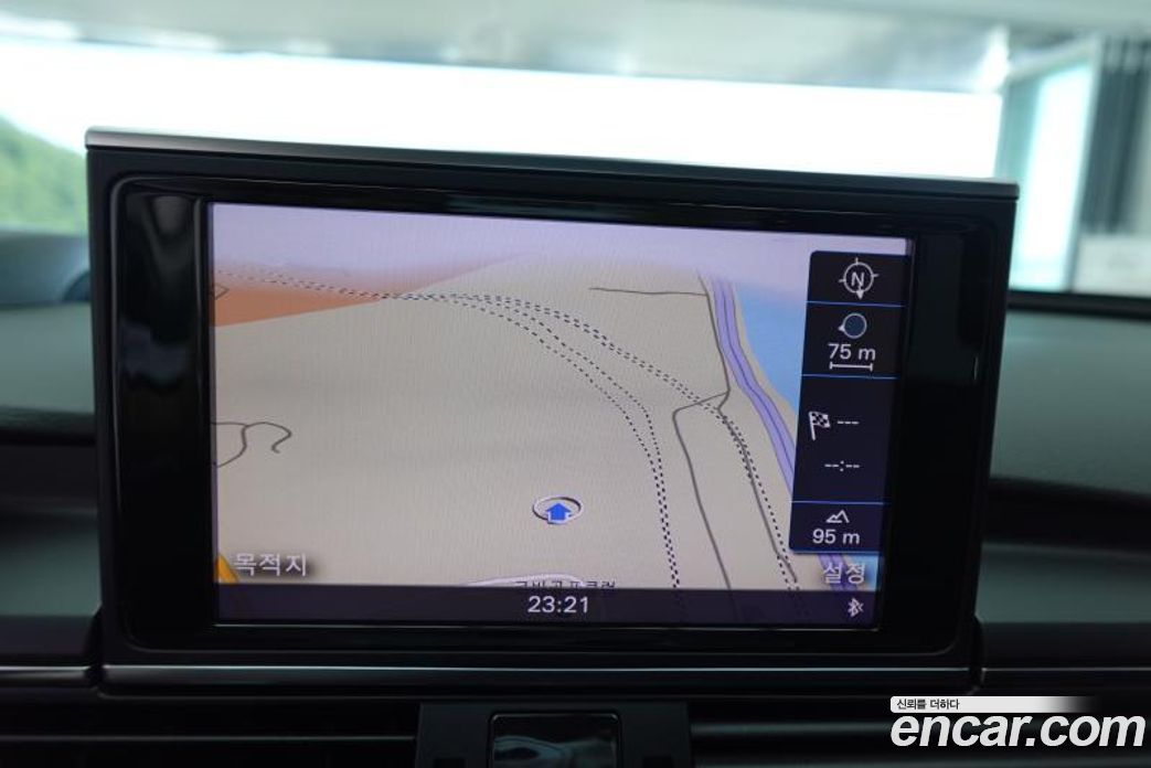 Audi A6 (C7) фото 13