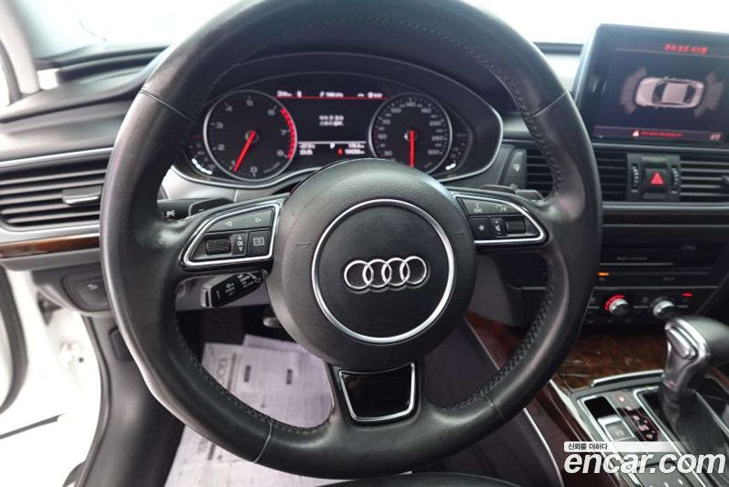 Audi A6 (C7) фото 15
