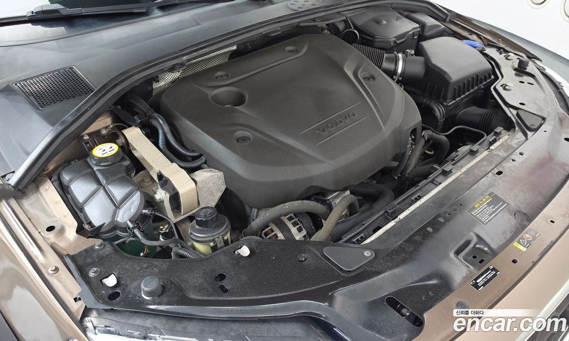 Volvo XC70 фото 6