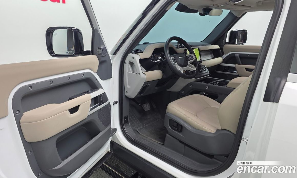Land Rover Defender (L663) фото 10