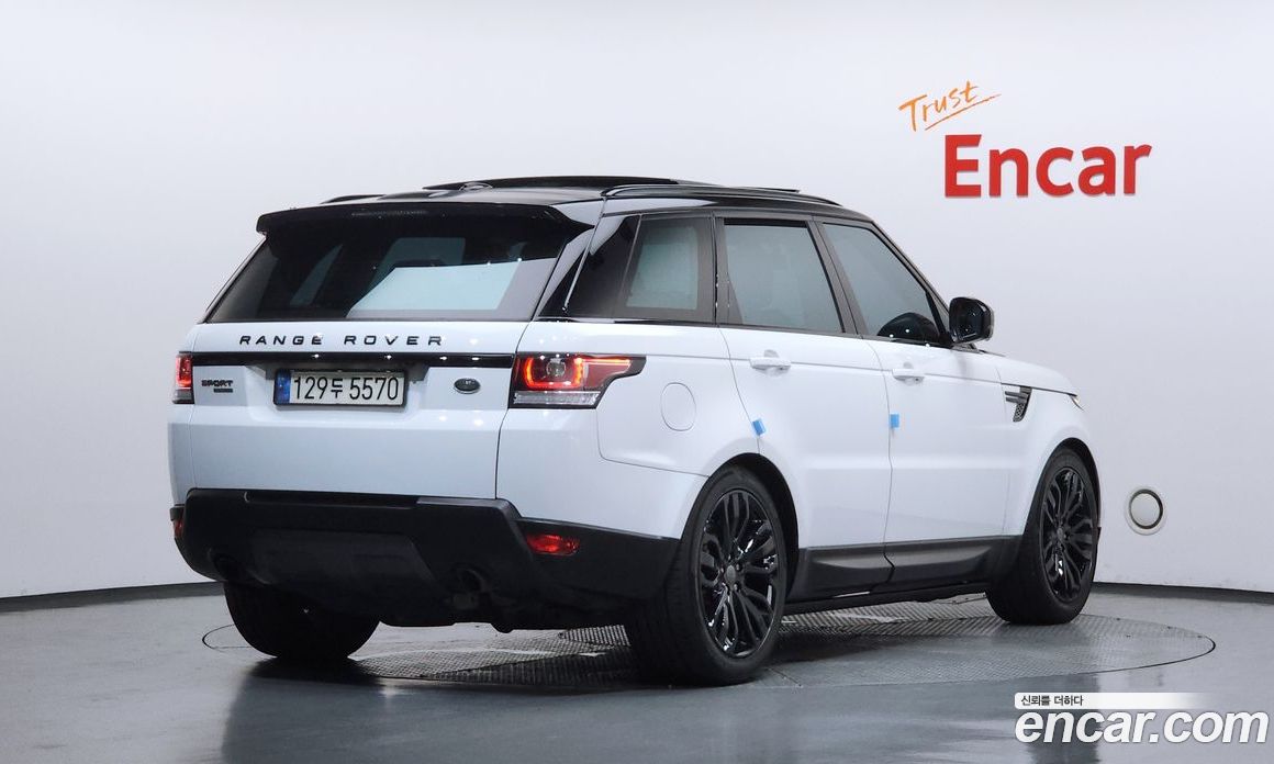 Land Rover Range Rover Sport 2nd Gen фото 2