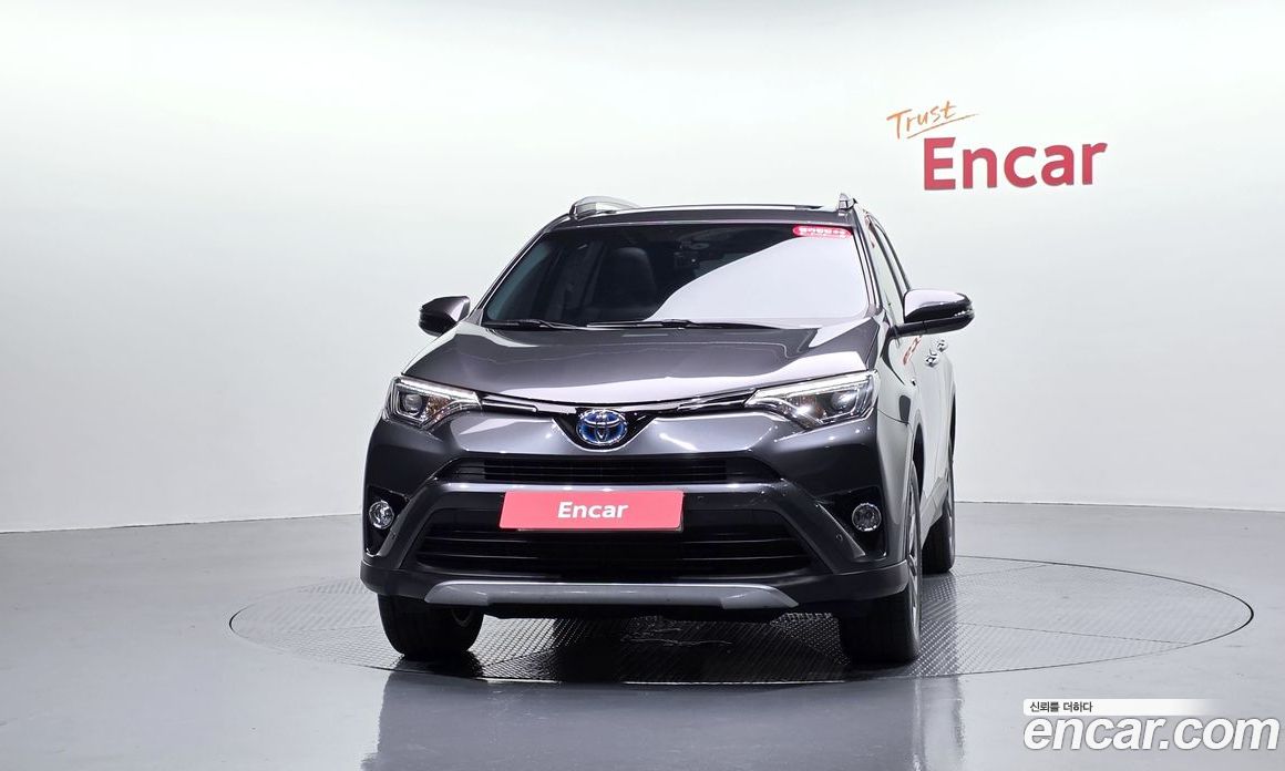 Toyota RAV4 4th Gen фото 2