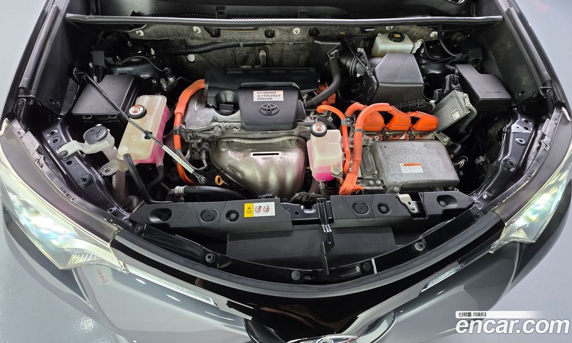 Toyota RAV4 4th Gen фото 5