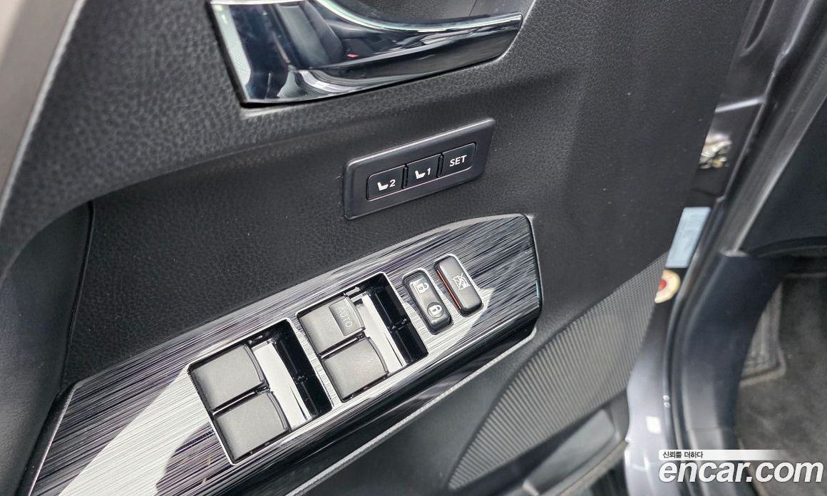 Toyota RAV4 4th Gen фото 18
