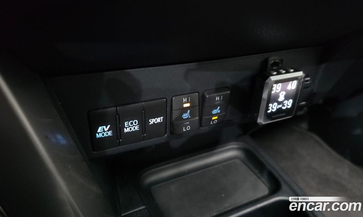 Toyota RAV4 4th Gen фото 29