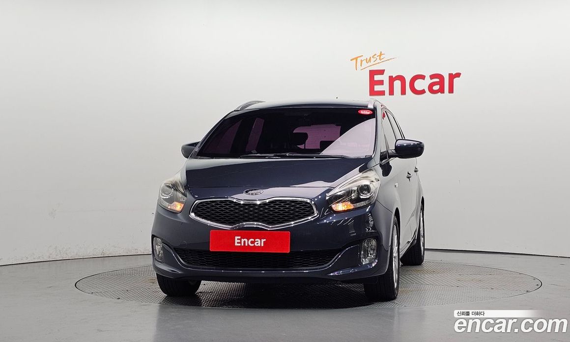 Kia Carens 3rd Gen фото 3