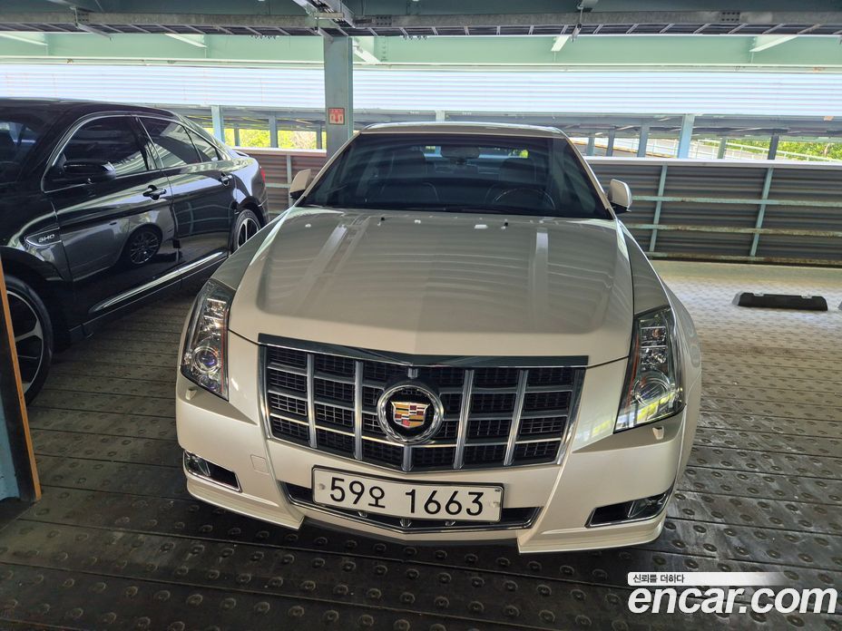 Cadillac CTS 2nd Gen фото 3