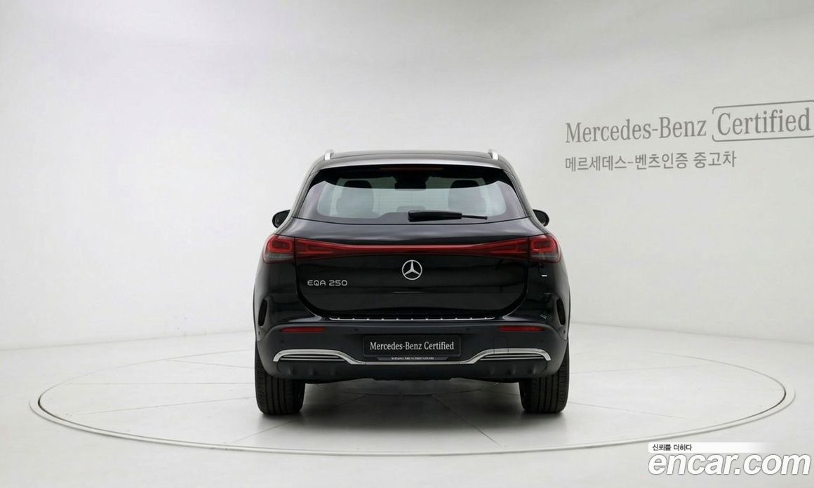 Mercedes-Benz EQA H243 фото 4