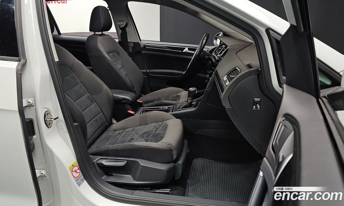 Volkswagen Golf 7th Gen фото 27