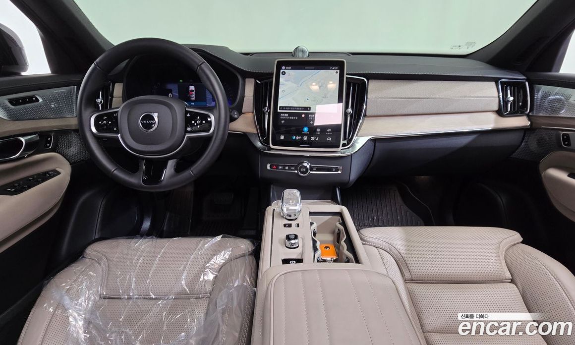 Volvo XC90 2nd Gen фото 7