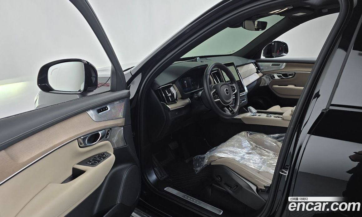 Volvo XC90 2nd Gen фото 10