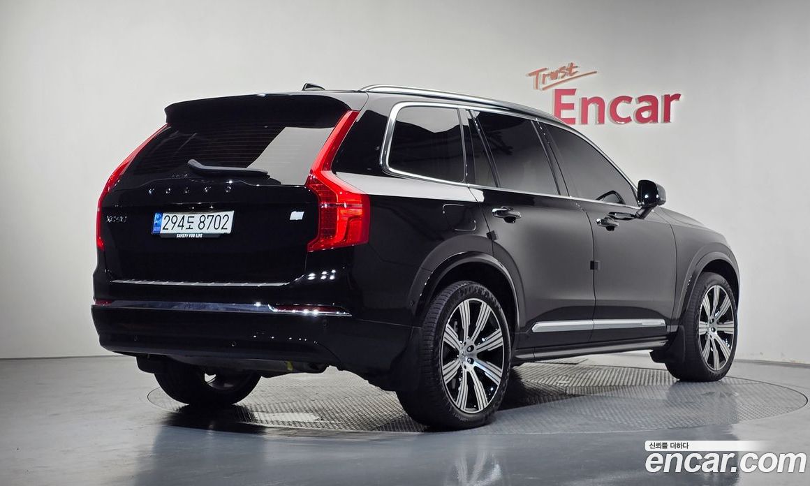 Volvo XC90 2nd Gen фото 2
