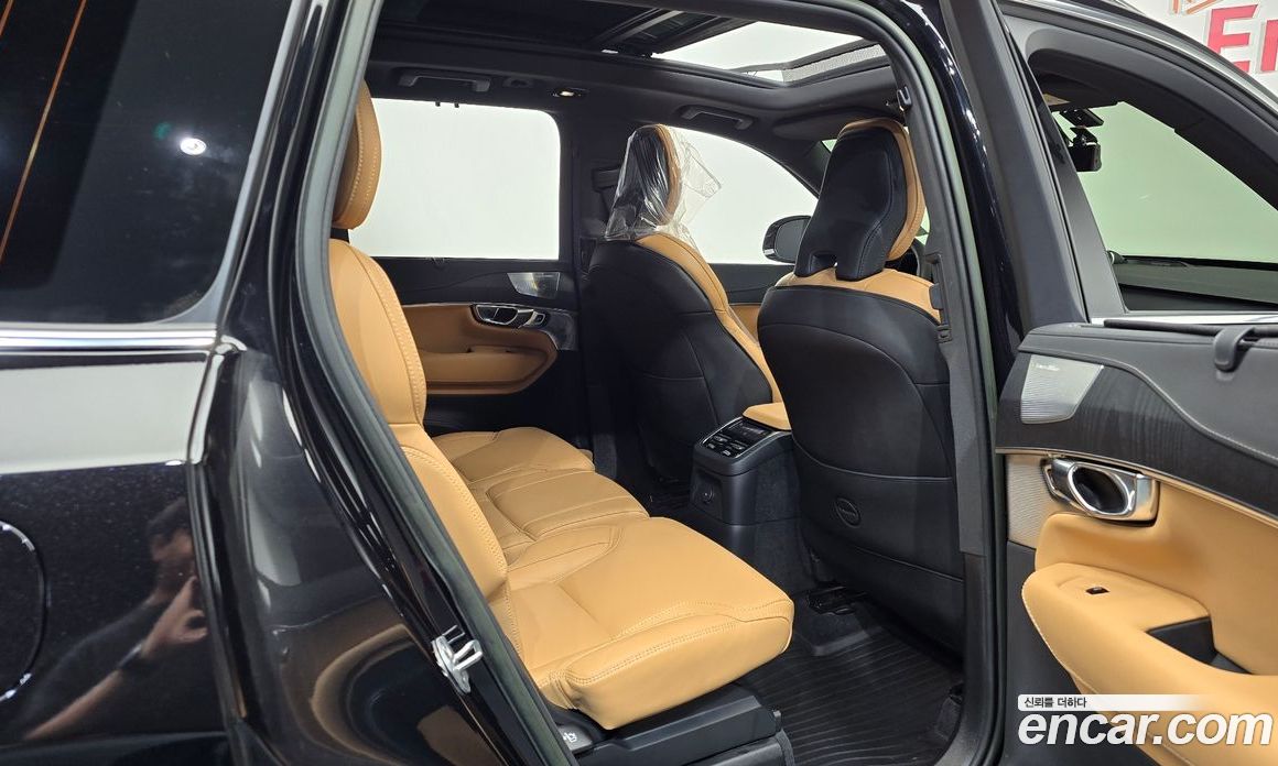Volvo XC90 2nd Gen фото 11