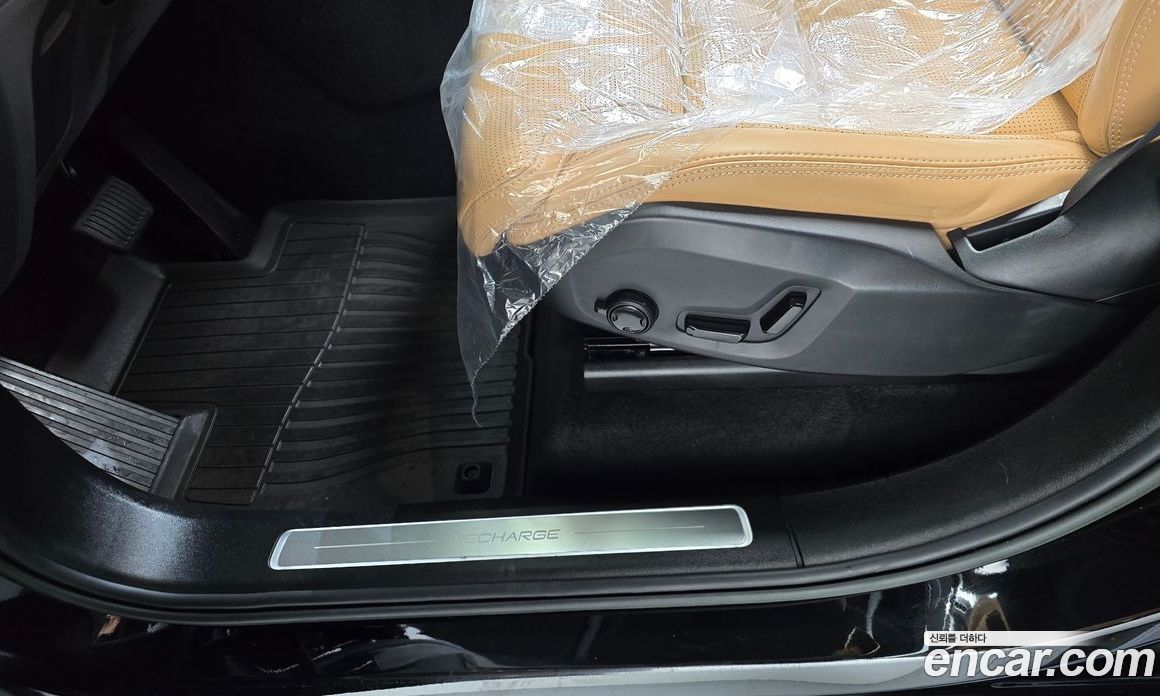 Volvo XC90 2nd Gen фото 30