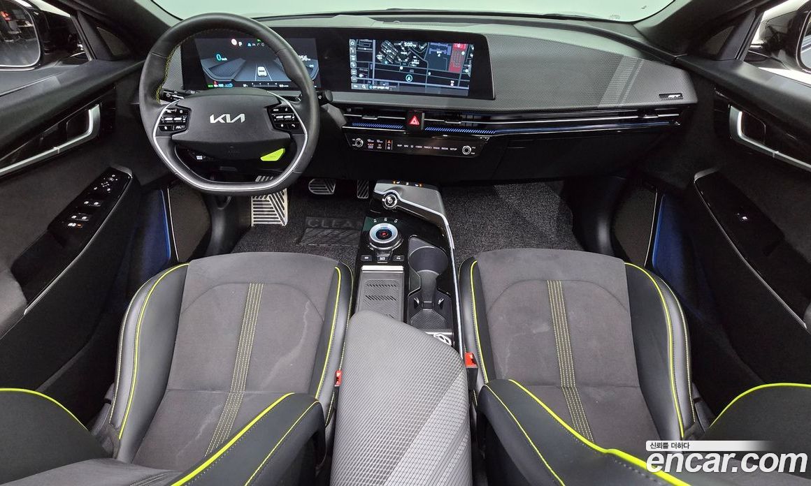 Kia EV6 фото 7