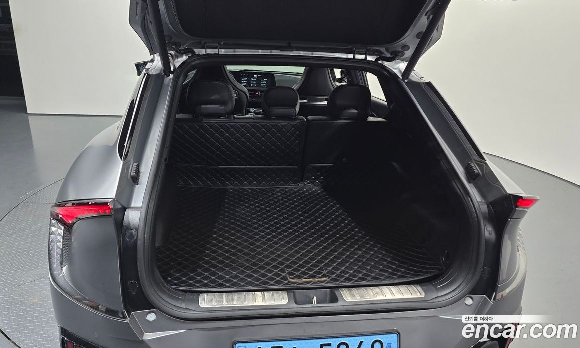 Kia EV6 фото 31
