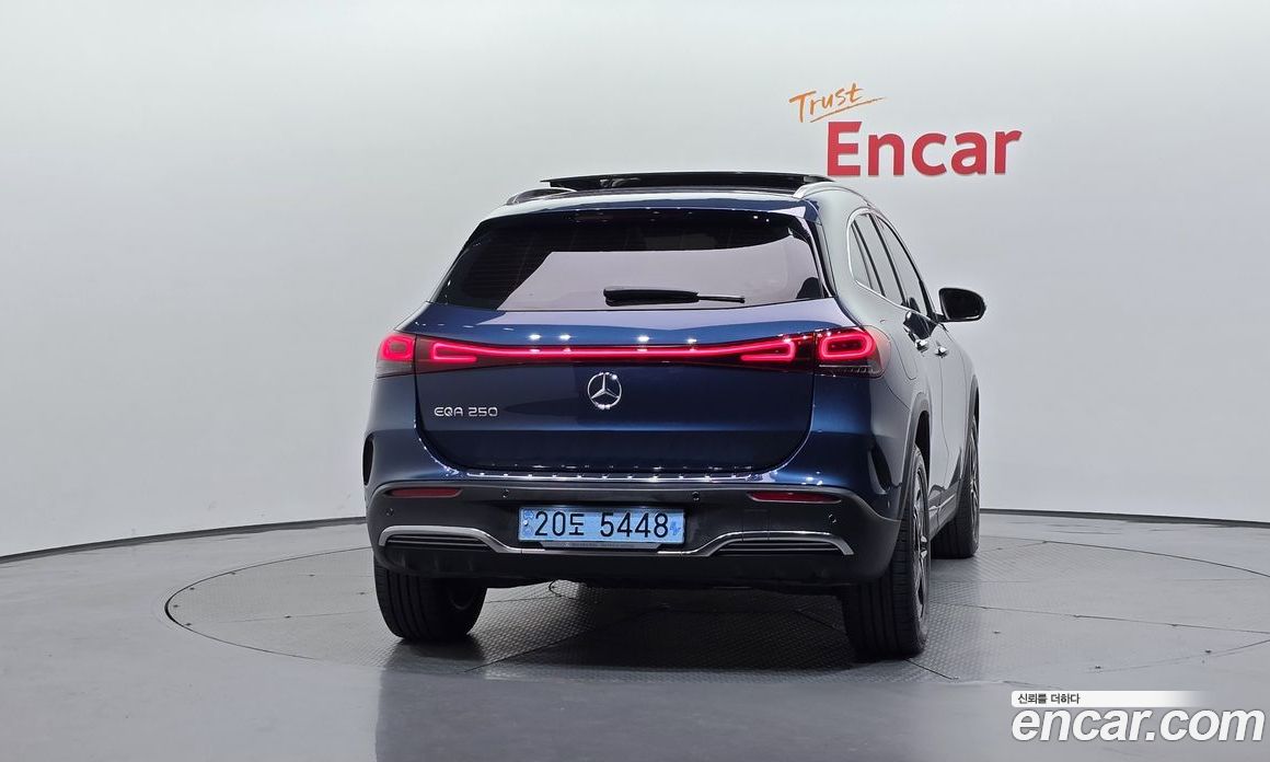 Mercedes-Benz EQA H243 фото 4