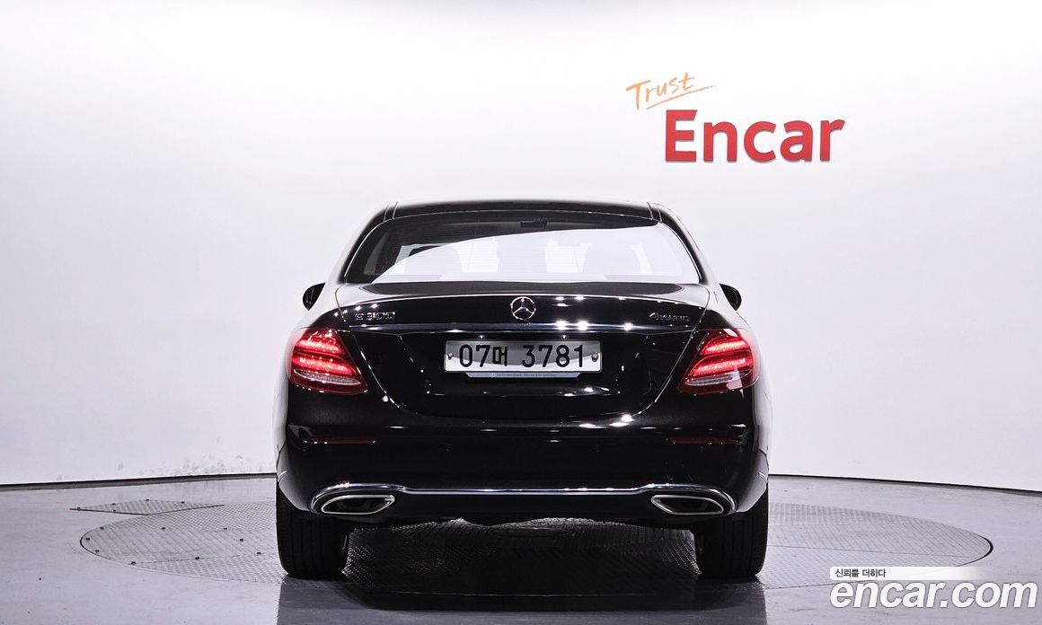 Mercedes-Benz E-Class W213 фото 4