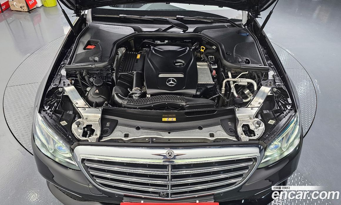 Mercedes-Benz E-Class W213 фото 6
