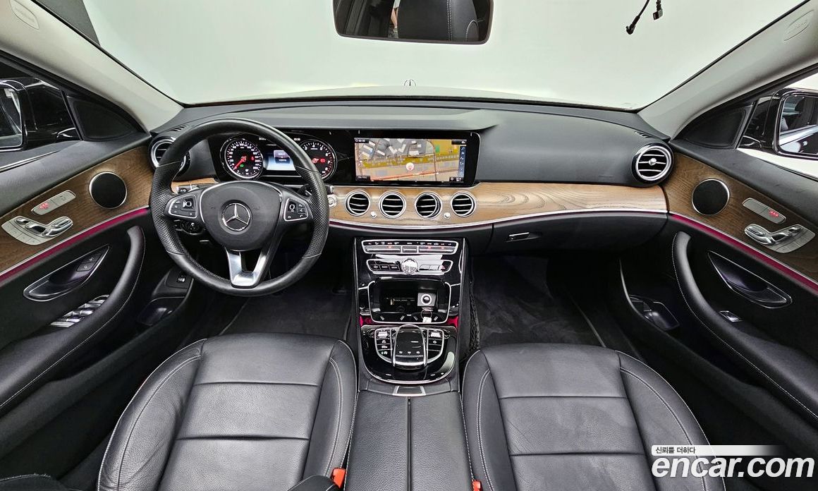 Mercedes-Benz E-Class W213 фото 7