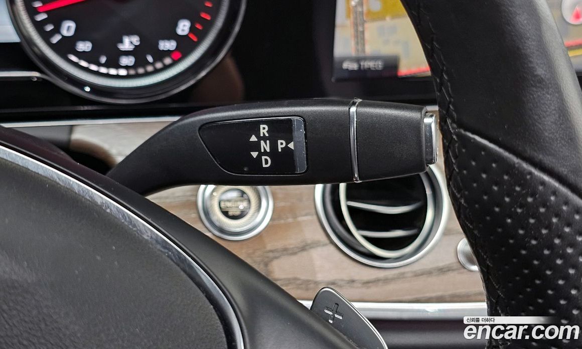 Mercedes-Benz E-Class W213 фото 9