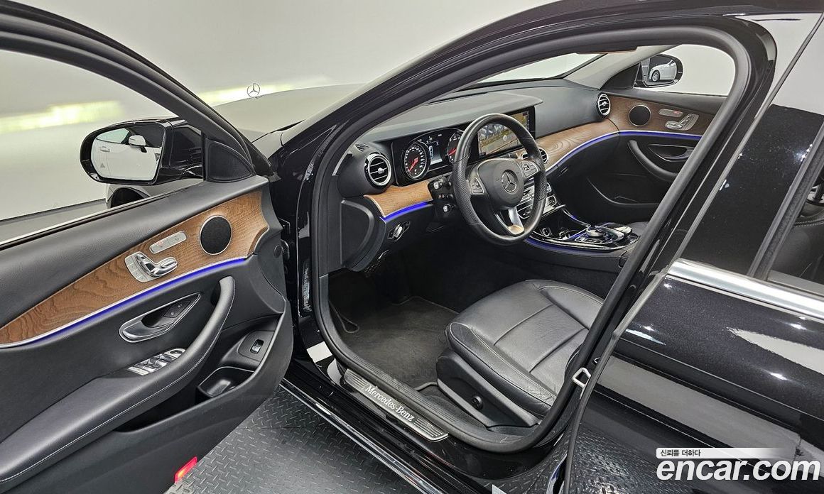 Mercedes-Benz E-Class W213 фото 11