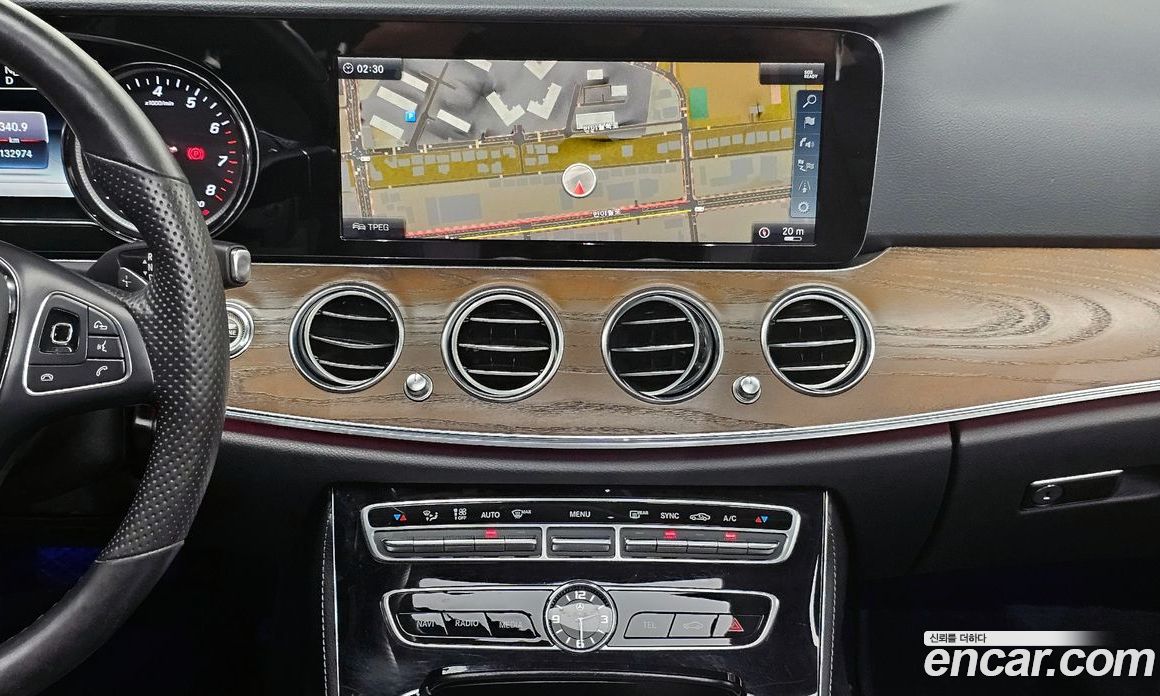 Mercedes-Benz E-Class W213 фото 14