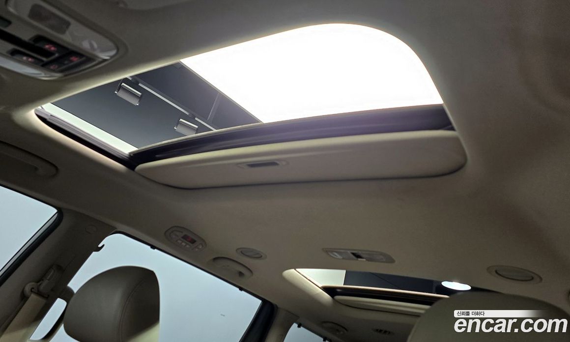 Kia Carnival 3rd Gen фото 17
