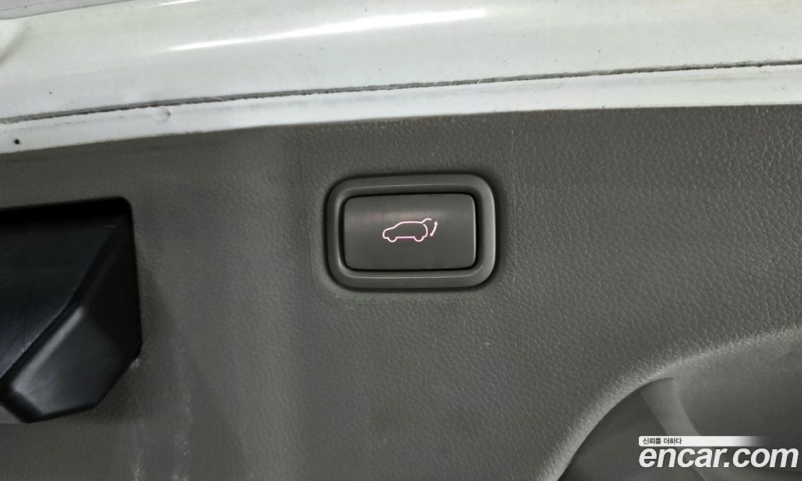 Kia Carnival 3rd Gen фото 18
