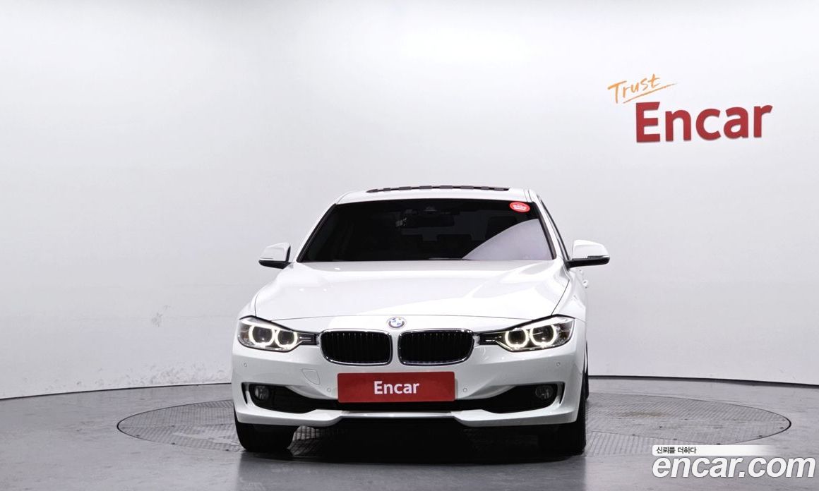 BMW 3-Series (F30) фото 3