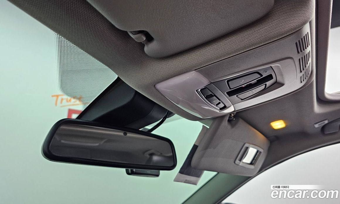 BMW 3-Series (F30) фото 20