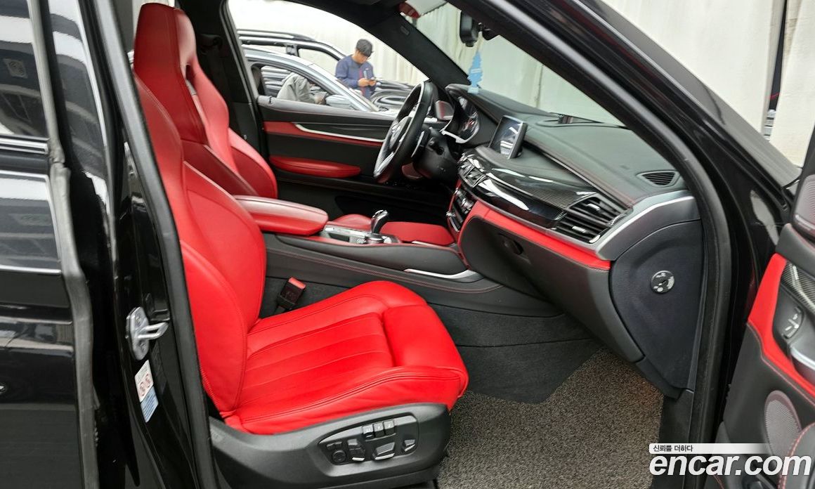 BMW X6M (F16) фото 11