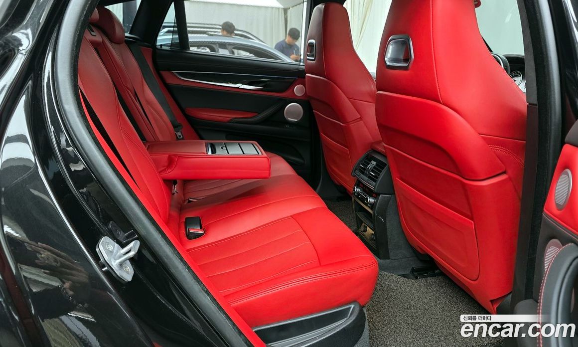 BMW X6M (F16) фото 12