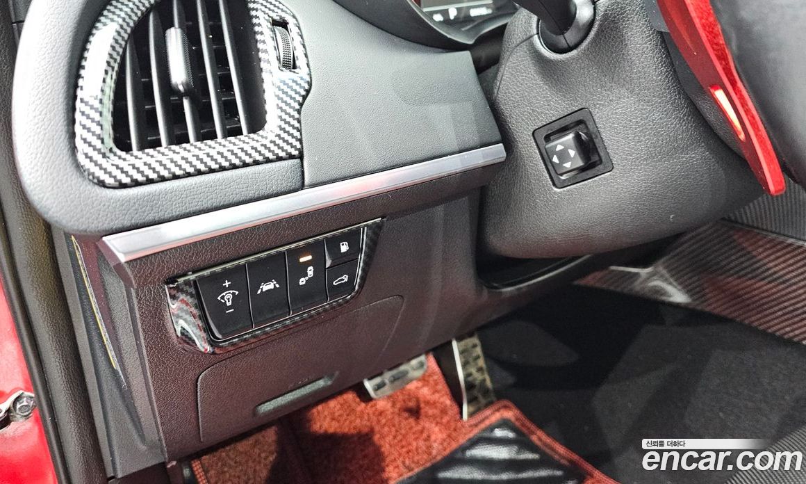 Kia Stinger фото 12