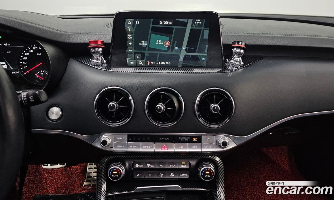 Kia Stinger фото 18