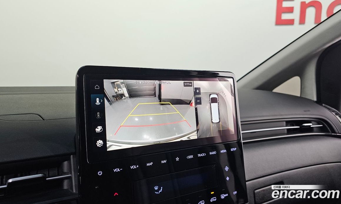 Hyundai Staria фото 17