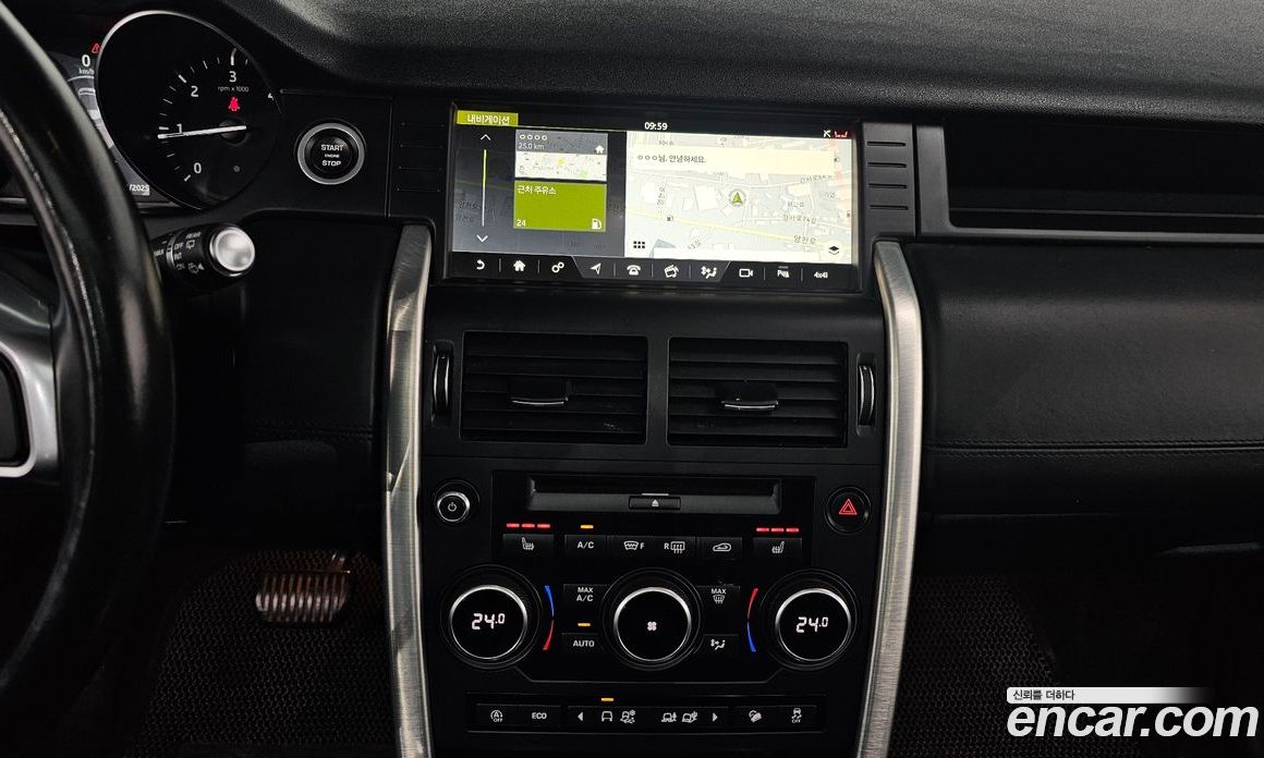 Land Rover Discovery Sport 1st Gen фото 14