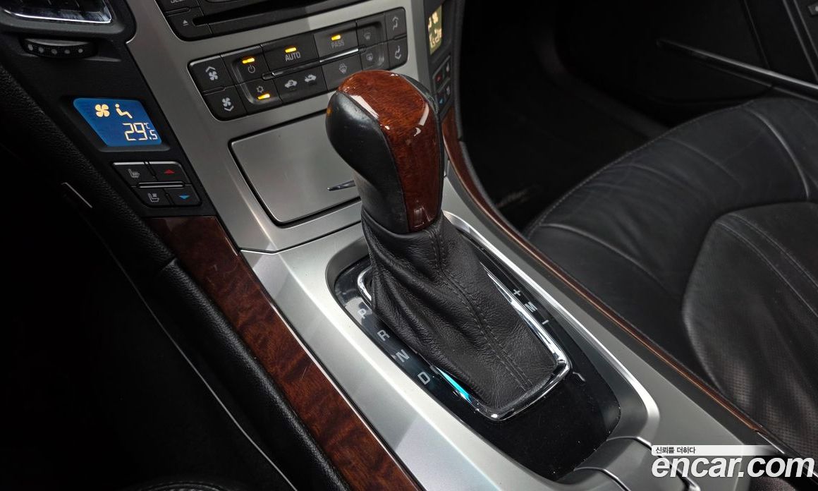 Cadillac CTS 2nd Gen фото 9