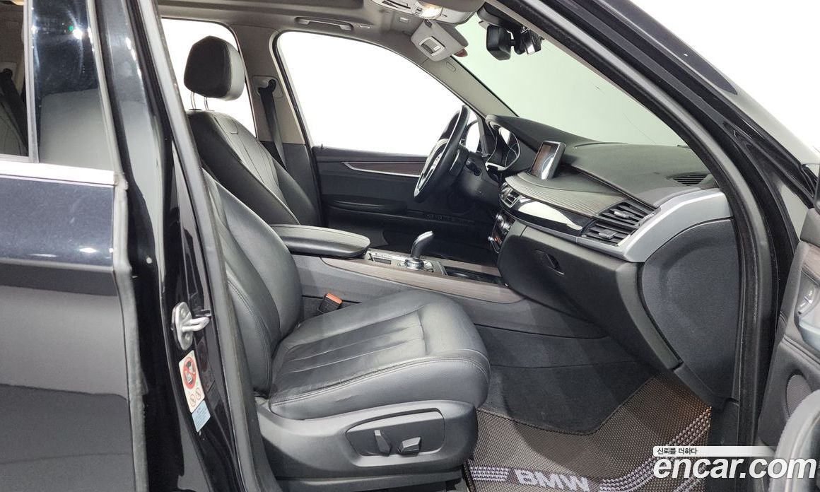 BMW X5 (F15) фото 11