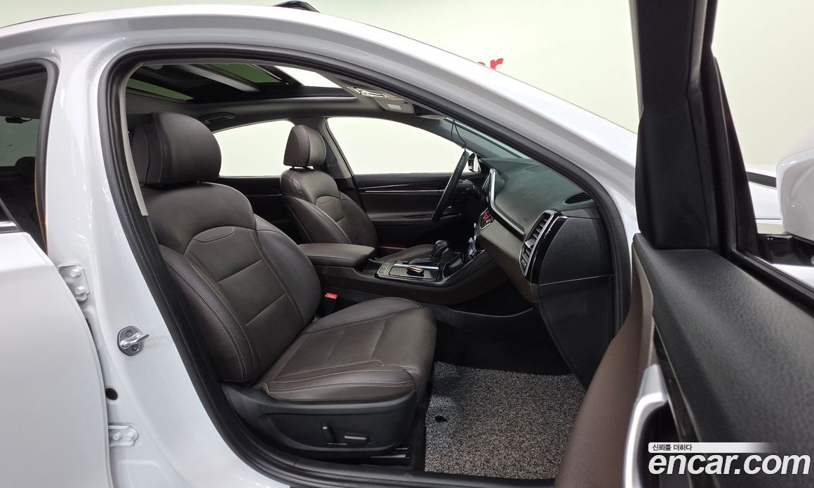 Hyundai Grandeur (IG) 6th Gen фото 10