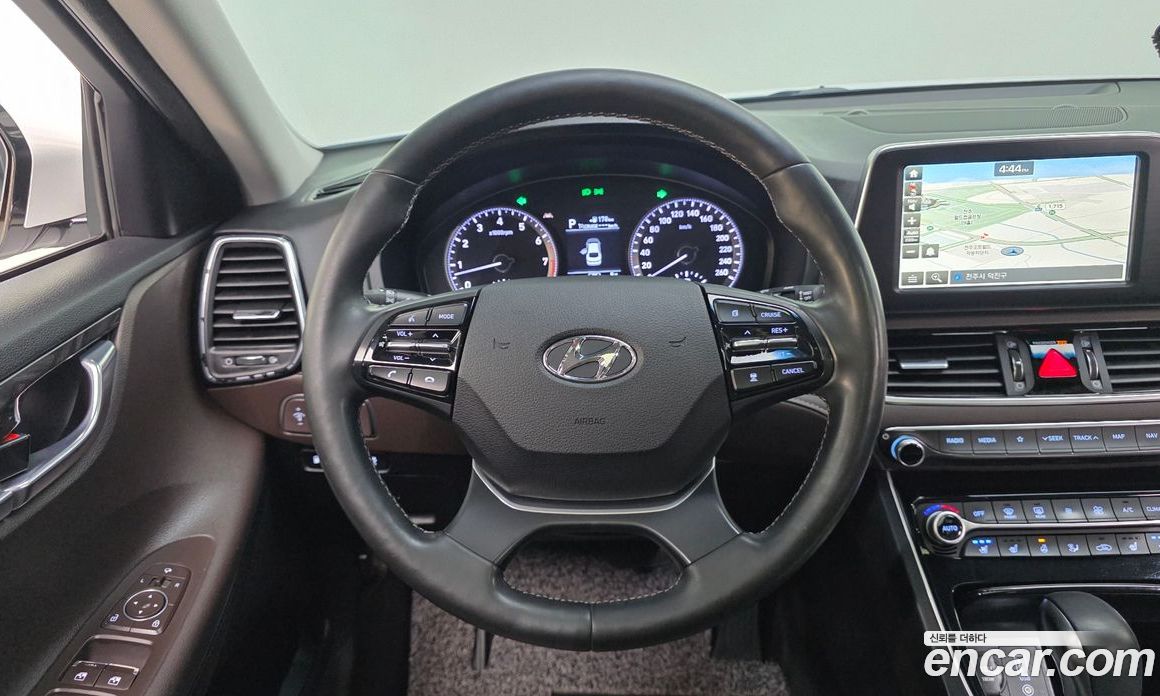 Hyundai Grandeur (IG) 6th Gen фото 14
