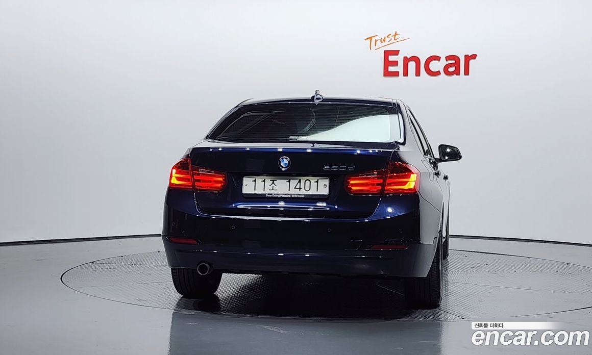 BMW 3-Series (F30) фото 4